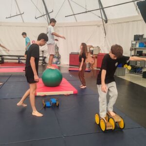 Initiation aux arts du cirque
